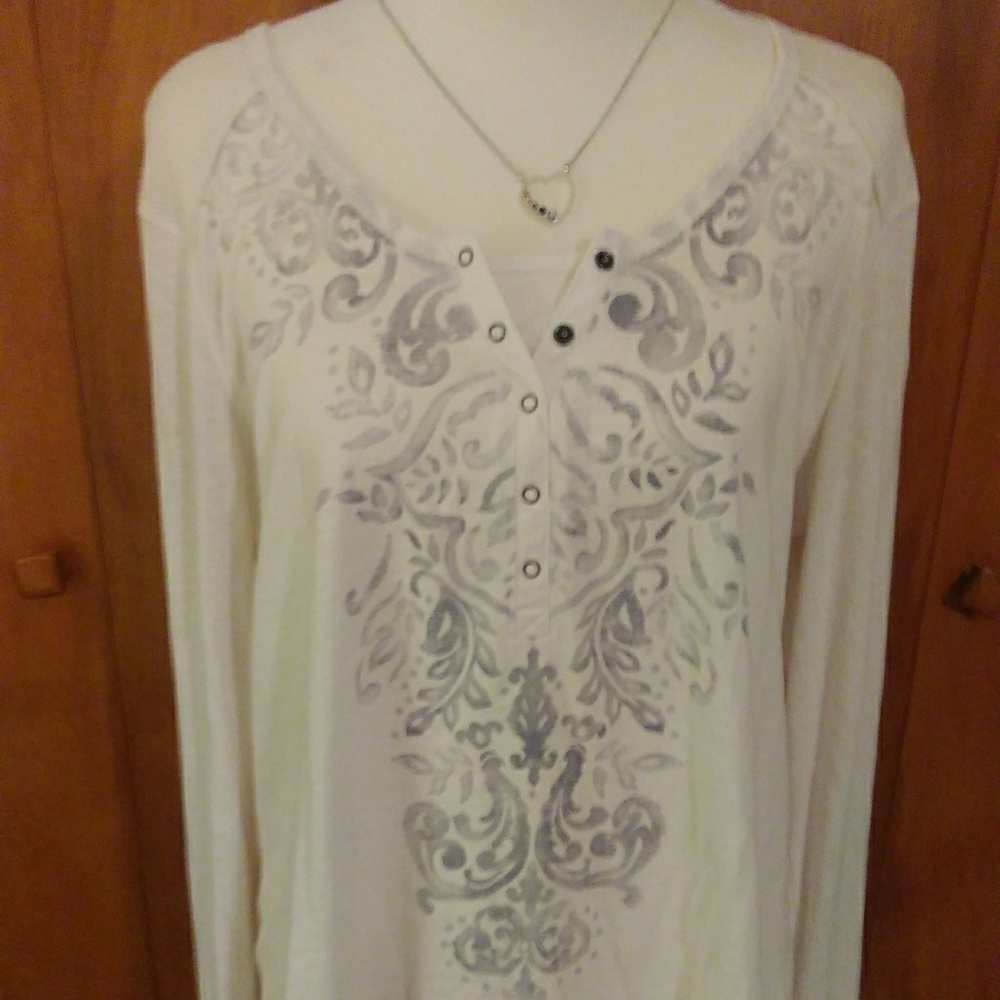 Sonoma long sleeve top